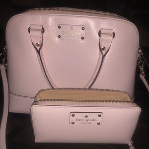 MUST GO!!   Kate Spade Purse and Matching Wallet